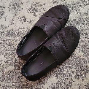 Size 10 Tom's shoes